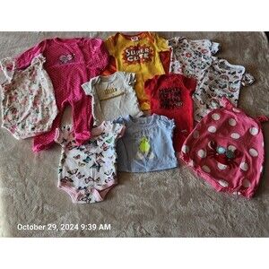 Lot of 10 NB-9m Items Incl 1 Shirt 1 Long Sleeve Footed 1 Costume (12-18) In Lot